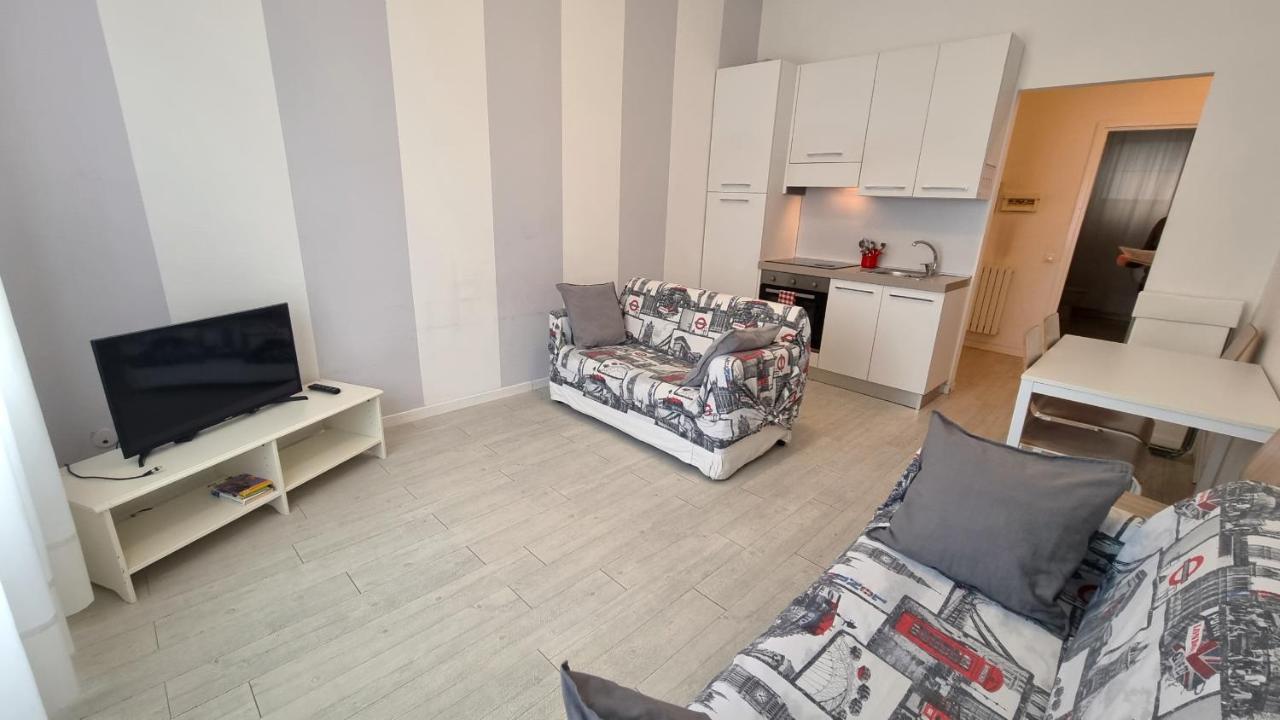 Affittimoderni Milano White Apartment Luaran gambar
